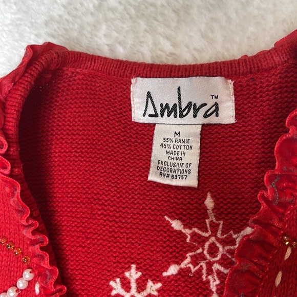 Ambra Holiday Ruffled Snowflake Vest Red Size Medium - Picture 2 of 8
